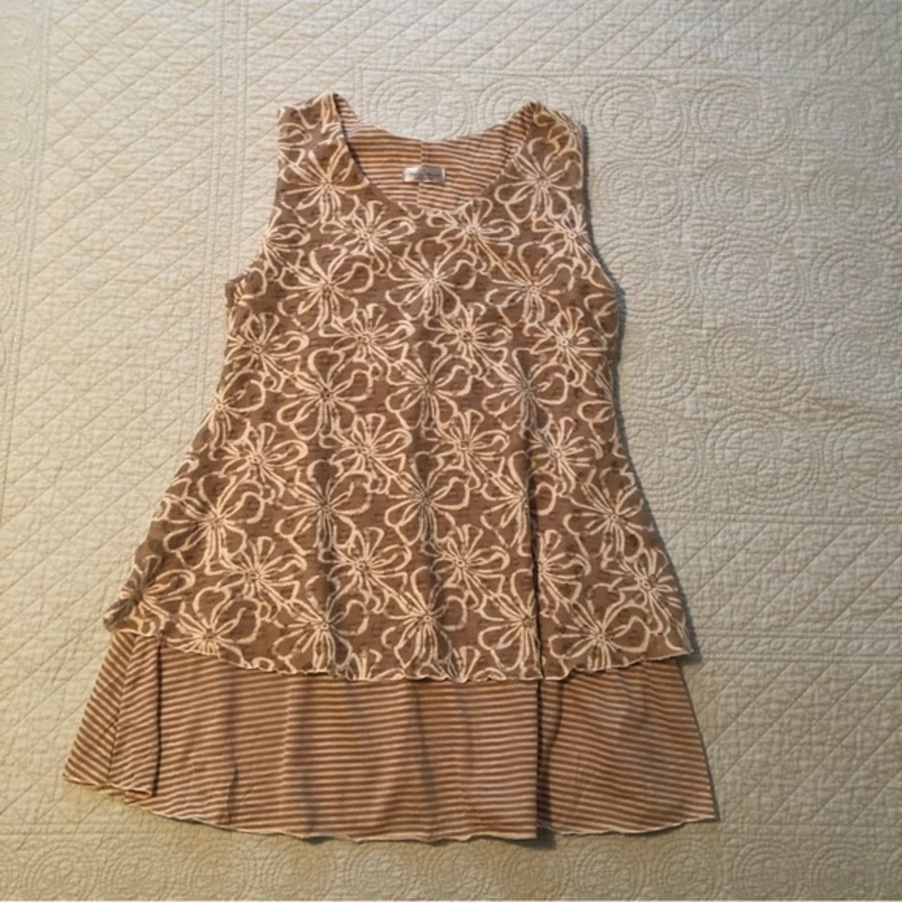 Vine Street Apparel Sleeveless tunic or dress.  Cream and tan.Size large.